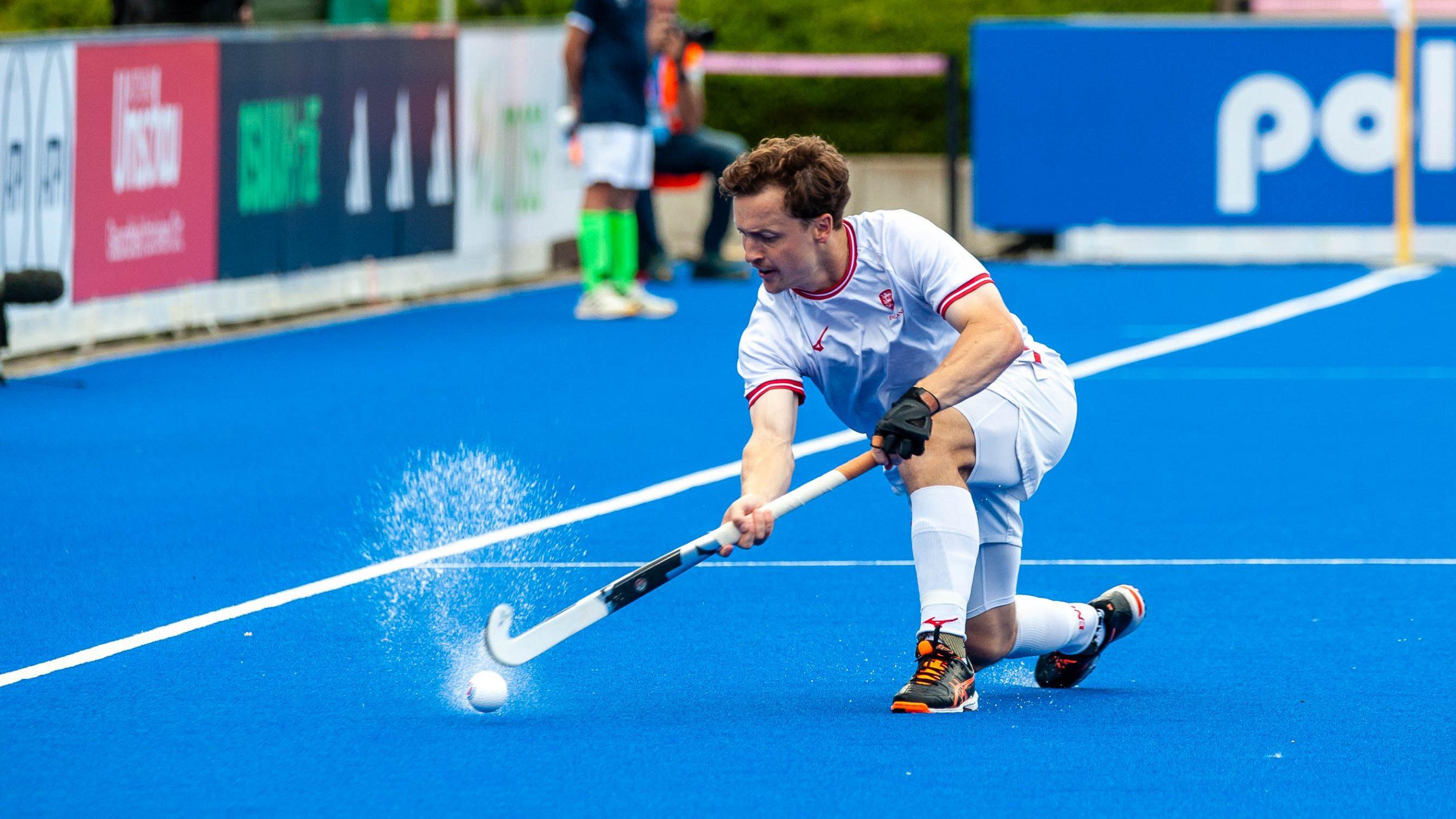 England dominiert Polen